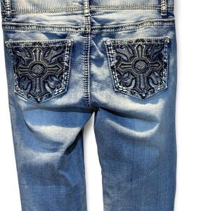 Apt. 9 Women's Med. Wash Stretch Denim Capris w/Bling Size 4 (30"x22”)